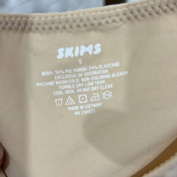 NWT Sz S, Skims High Neck Thong Bodysuit Color Sand - retail $60 - Picture 5 of 6